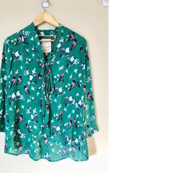 Anthropologie 20 of 52 Green Floral Bird Print Tie Neck Long Sleeve Top XS - Picture 3 of 8